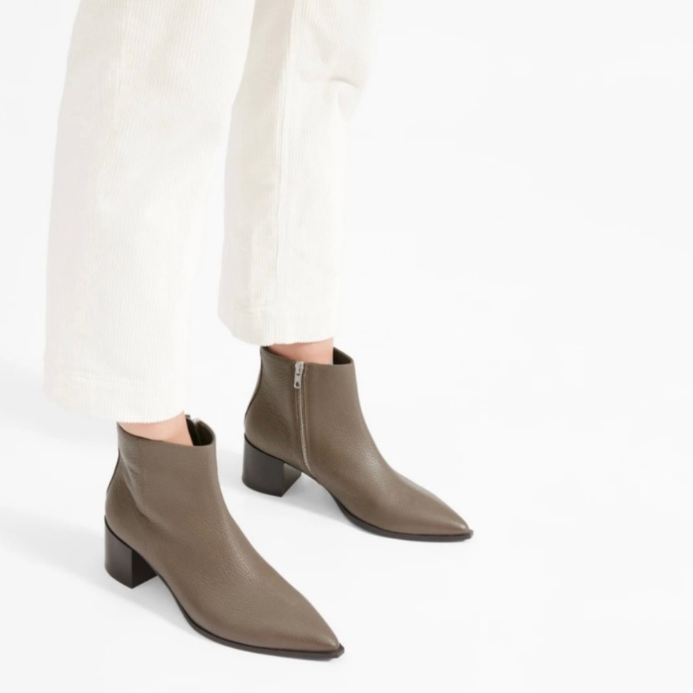 Everlane Taupe The Boss Leather Booties